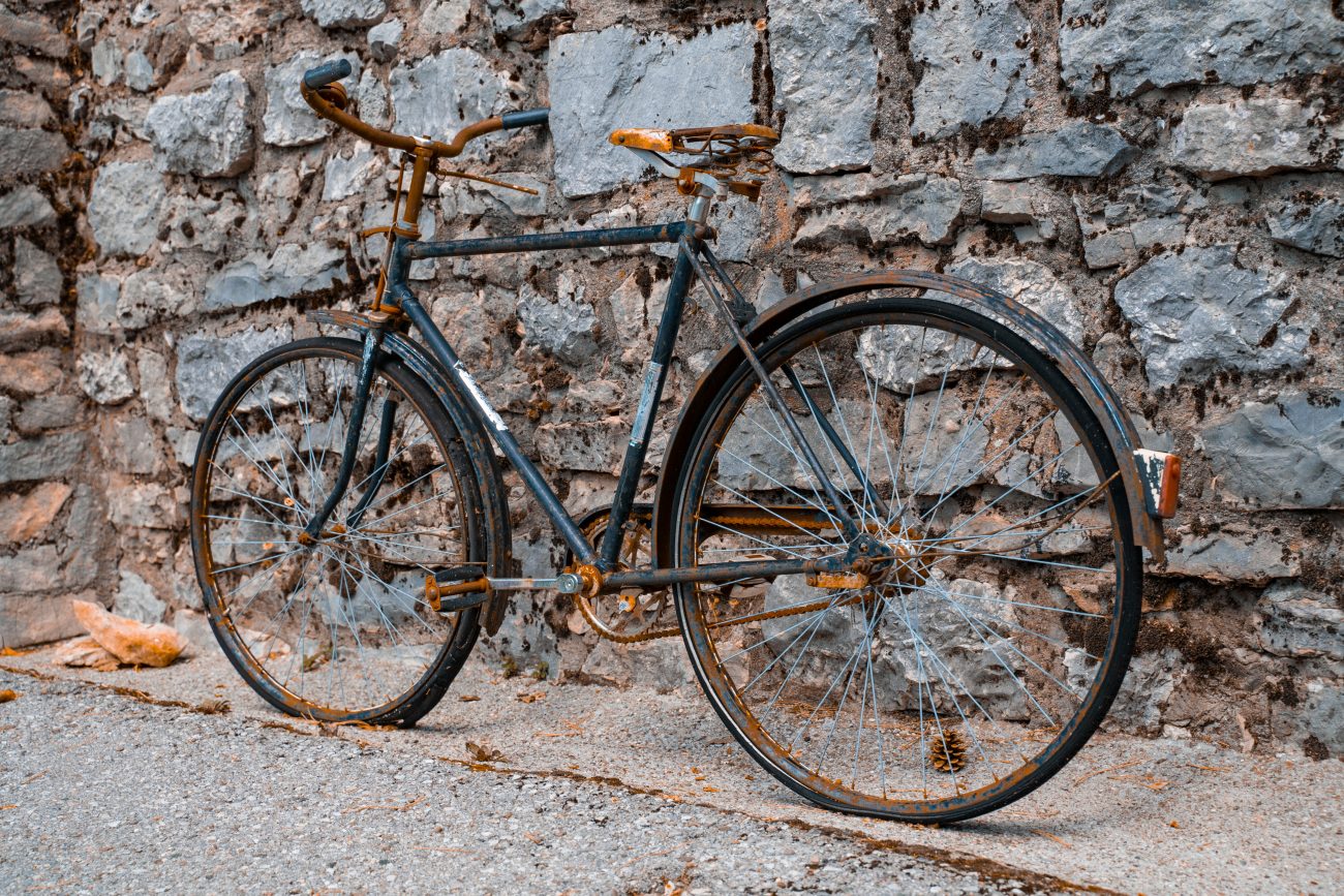 自転車のサビ取りをする際の注意事項