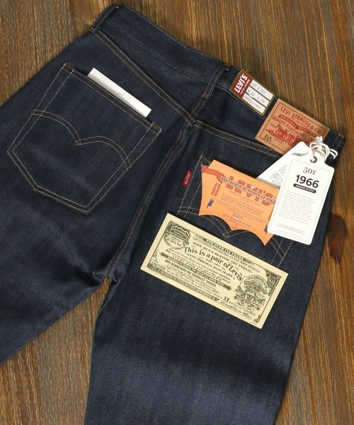 〈Levi’s リーバイス〉