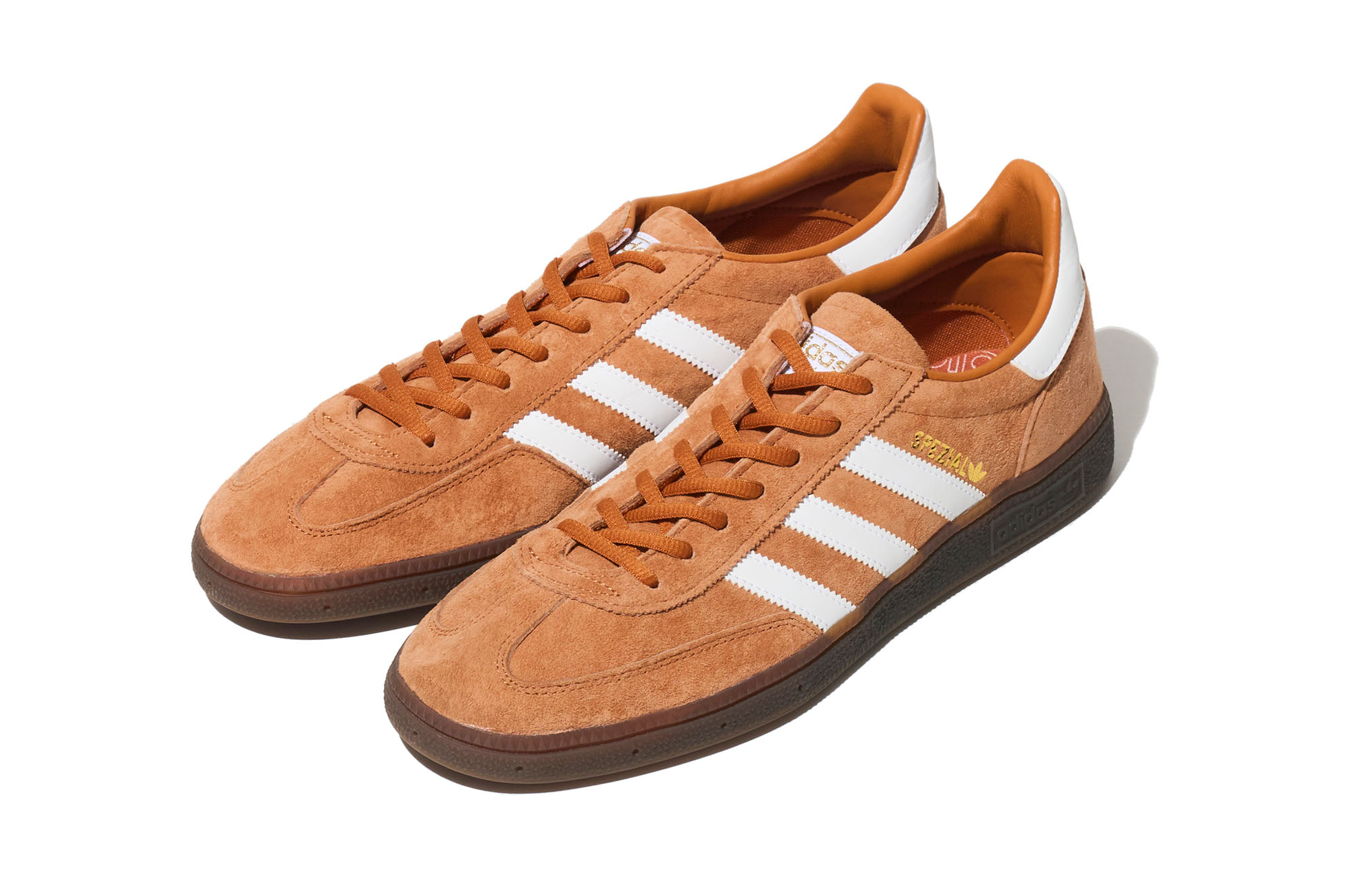 テラス系_スニーカー_adidas_アディダス_HANDBALL-SPEZIAL_ハンドボール-スペツィアル_01