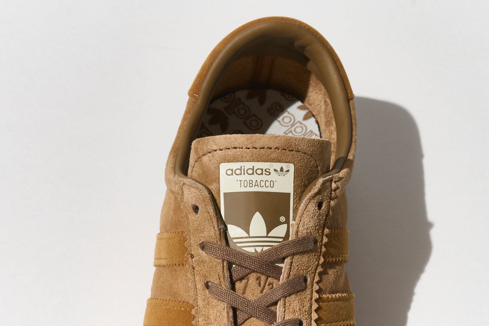 テラス系_スニーカー_adidas_アディダス_TOBACCO_タバコ_03